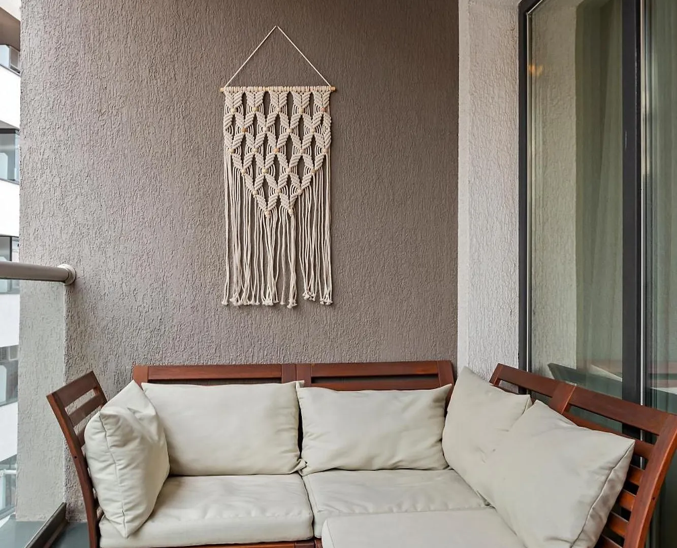 Mido Park Apartment With Private Parking & Self Check-In Bucharest