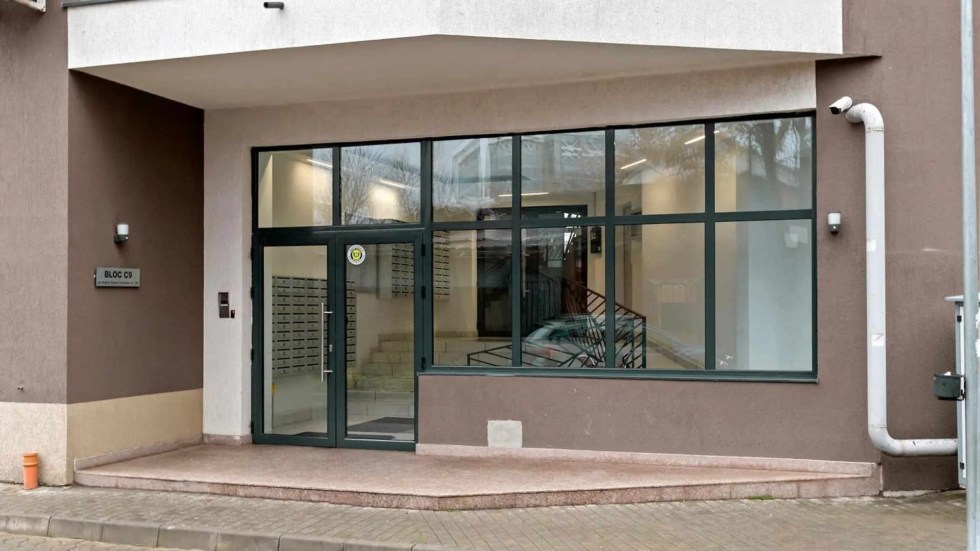 Mido Park Apartment With Private Parking & Self Check-In Bucharest